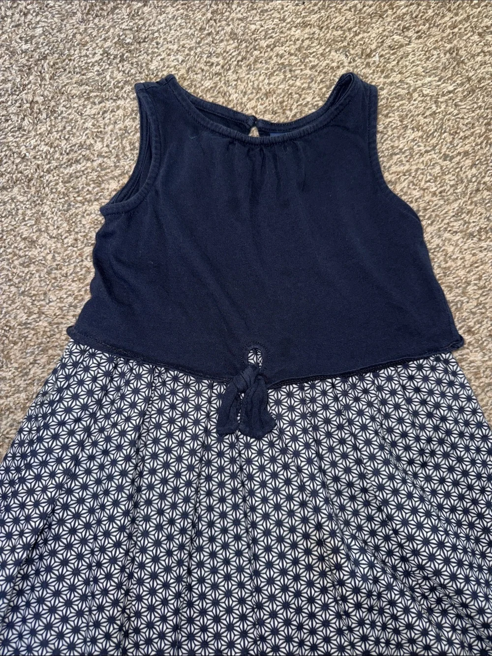 🛍 CUTE LITTLE GIRLS  GAP DRESS SIZE4 🛍